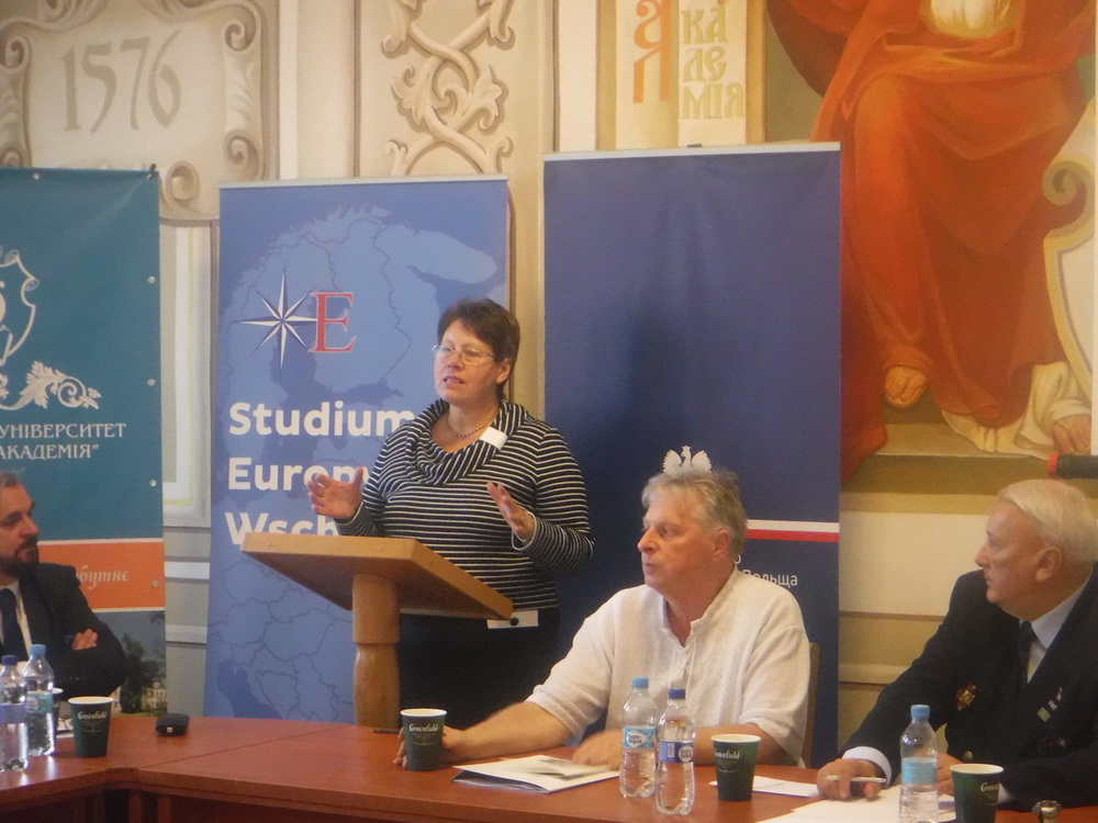 Ostrog konferencja 4