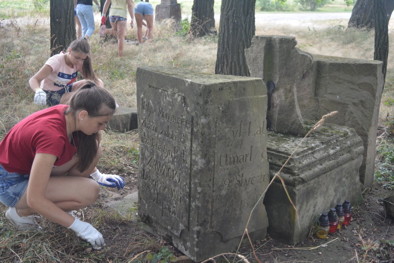 Lubieszow cmentarz 2