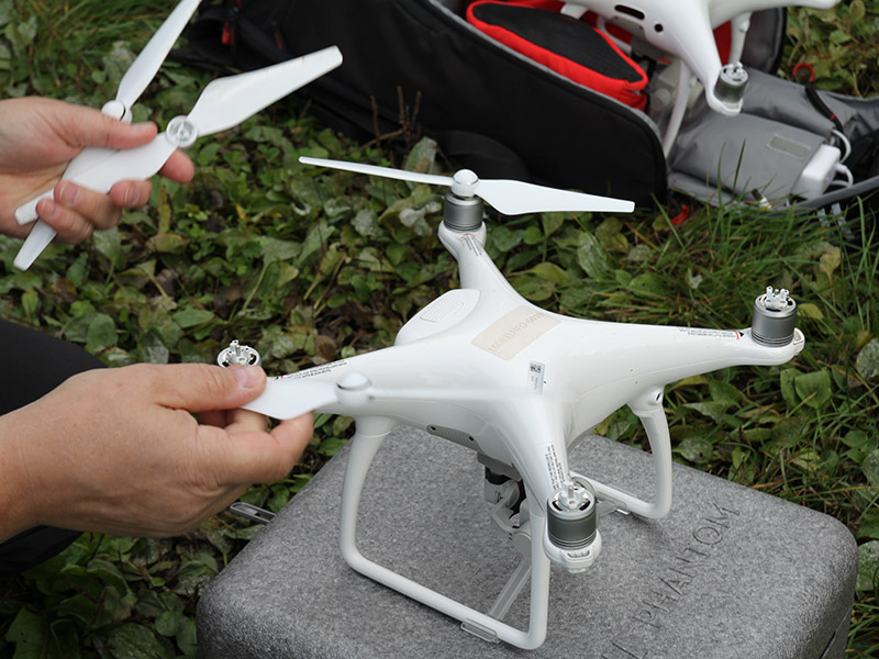 Dron 02