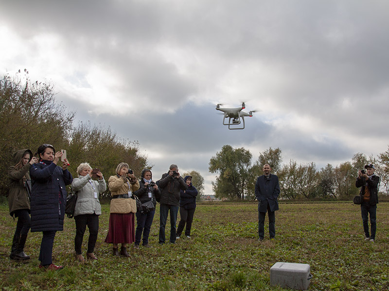 Dron 04