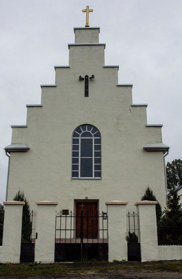 kosciol Maniewicze5