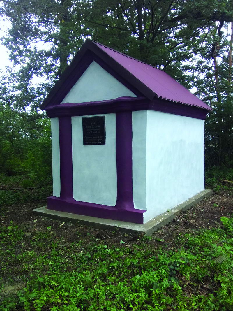 4. Kaplica grobowa śp. Henryka Srzedzińskiego odnowiona przez Jewhenija Naumowicza (2017 r.).